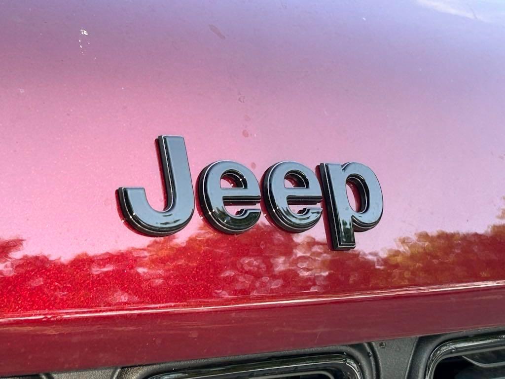 new 2024 Jeep Grand Cherokee L car, priced at $39,864