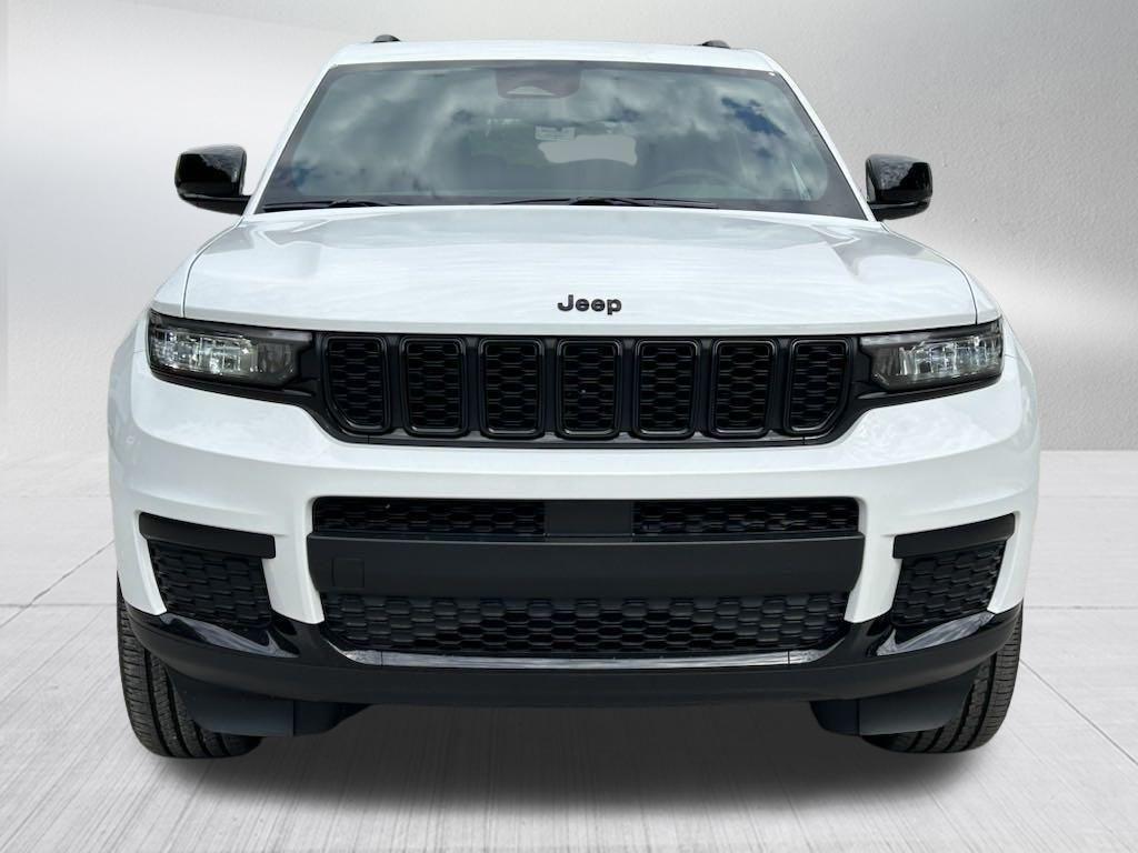 new 2024 Jeep Grand Cherokee L car, priced at $39,003