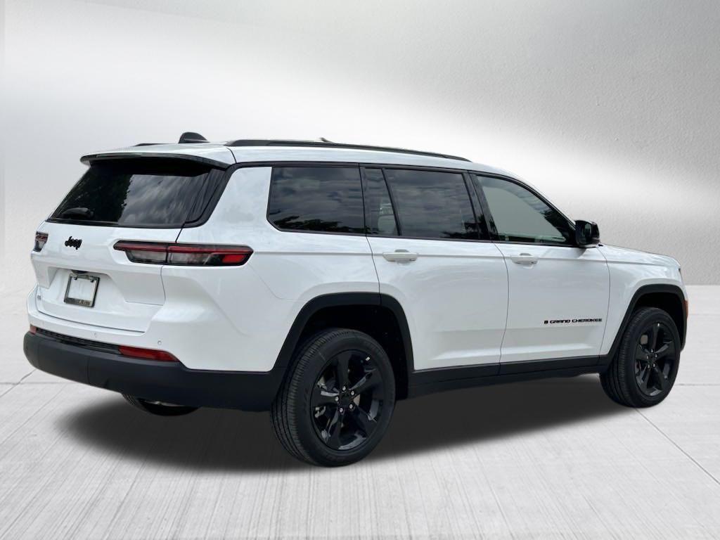 new 2024 Jeep Grand Cherokee L car, priced at $39,003