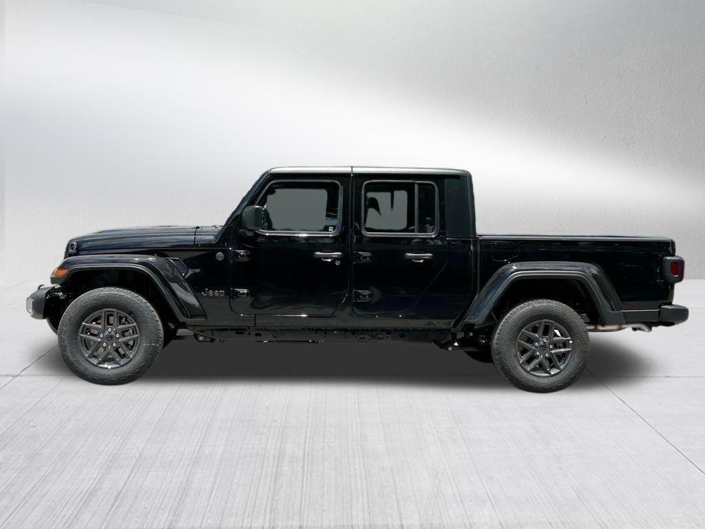 new 2025 Jeep Gladiator car, priced at $41,403