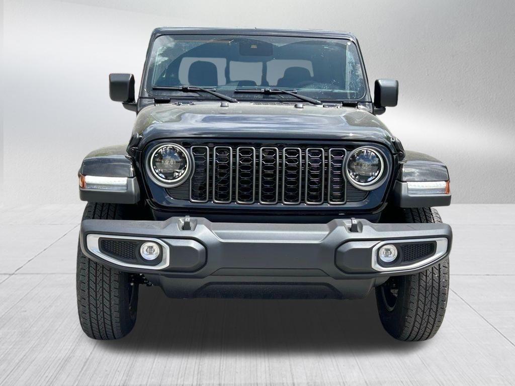 new 2025 Jeep Gladiator car, priced at $41,403