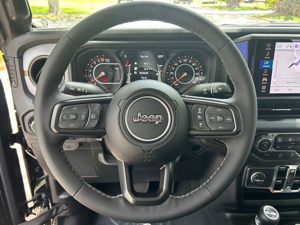 new 2025 Jeep Gladiator car, priced at $41,403