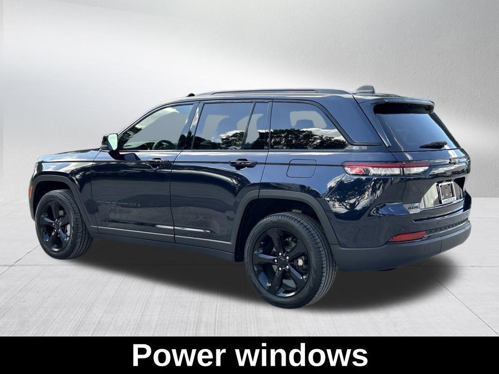 used 2024 Jeep Grand Cherokee car, priced at $34,996