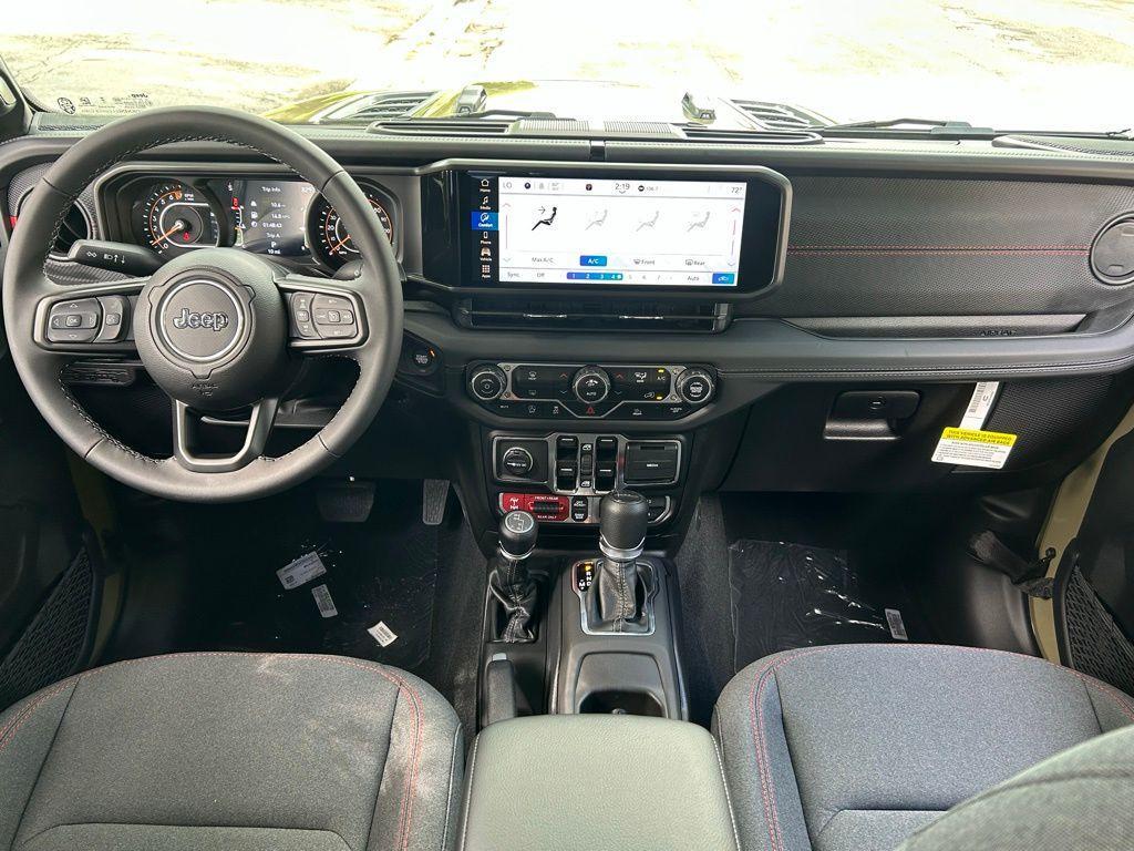 new 2025 Jeep Gladiator car, priced at $46,143