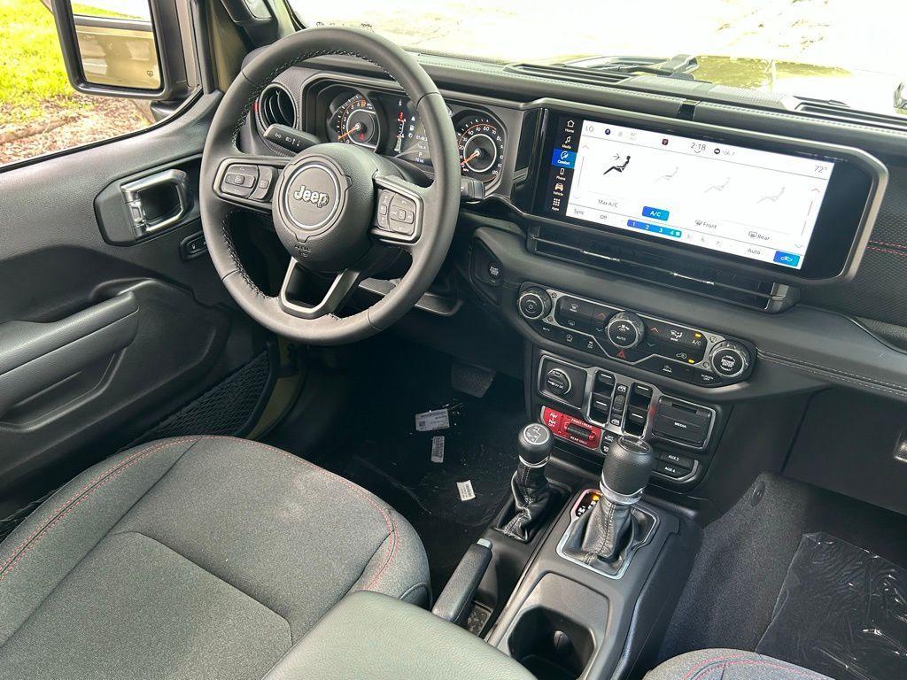 new 2025 Jeep Gladiator car, priced at $46,143