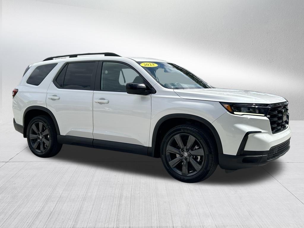 used 2023 Honda Pilot car, priced at $36,988