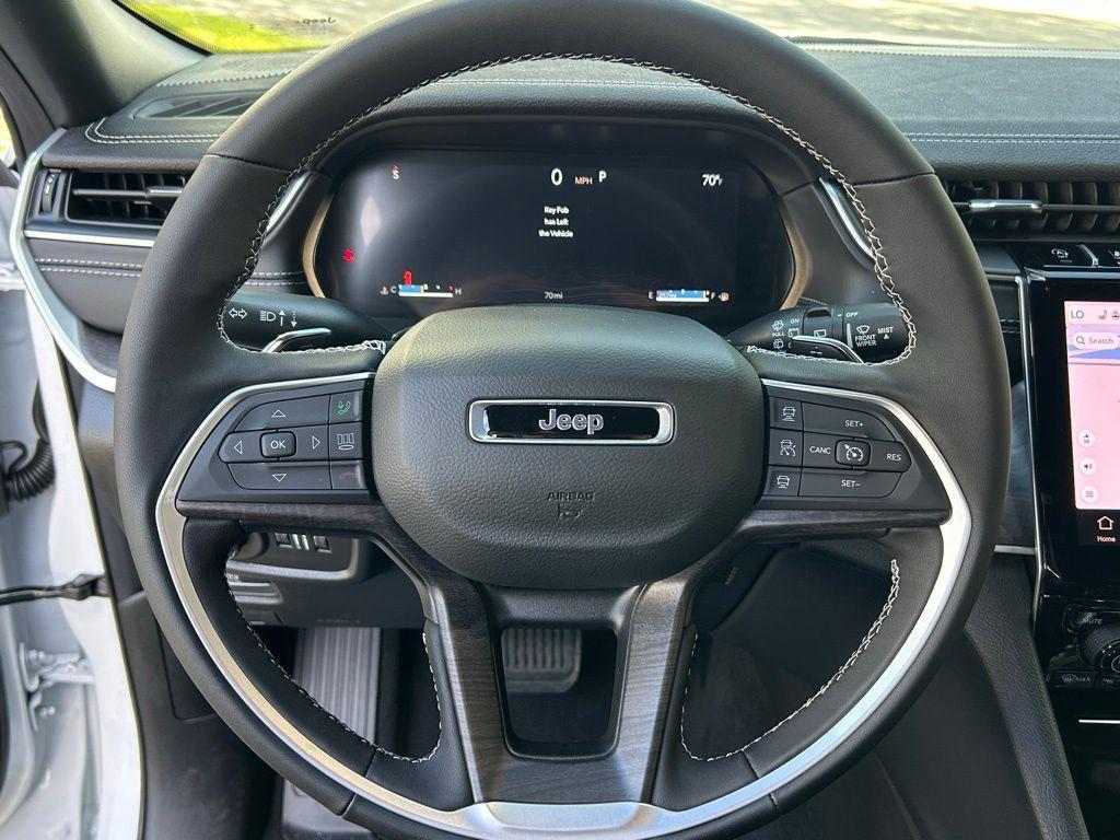 new 2025 Jeep Grand Cherokee L car, priced at $40,659