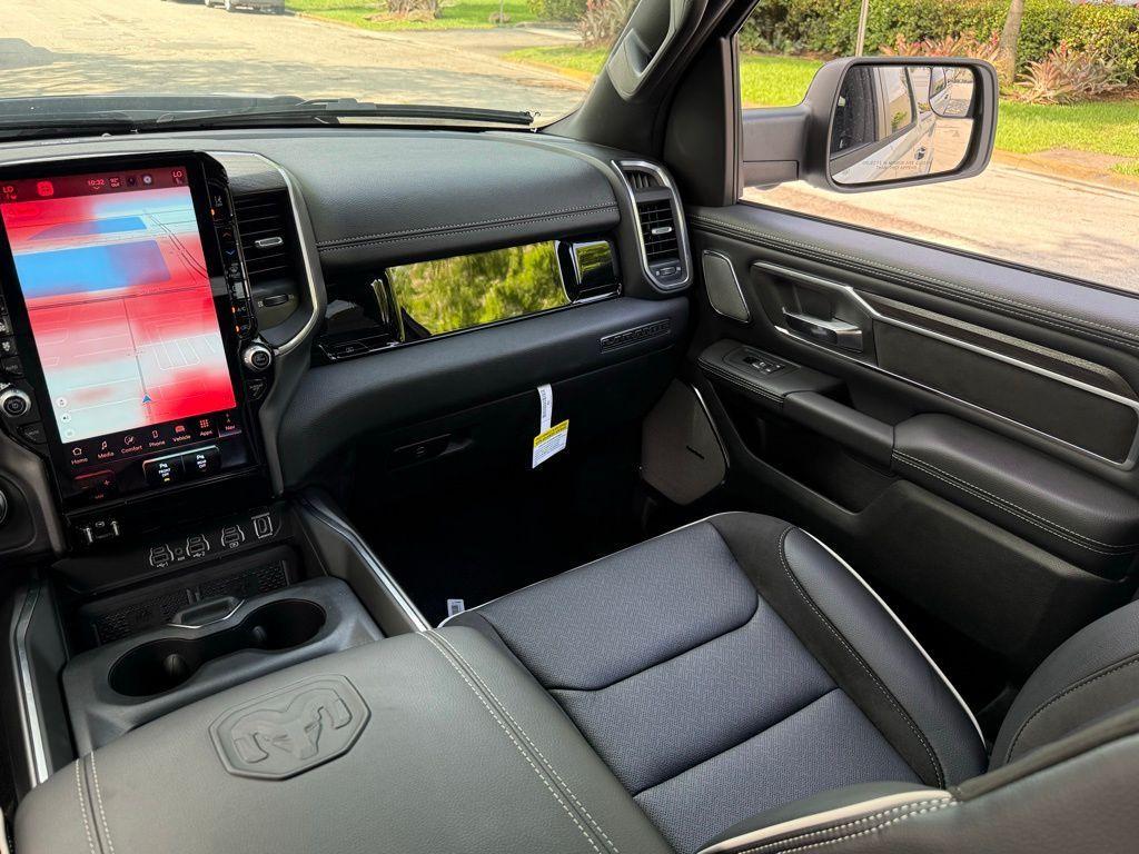 new 2025 Ram 1500 car, priced at $60,081