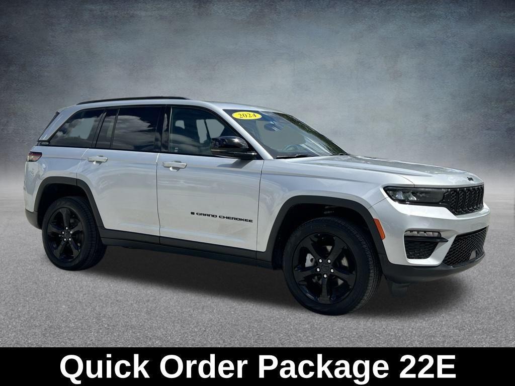 used 2024 Jeep Grand Cherokee car, priced at $37,799