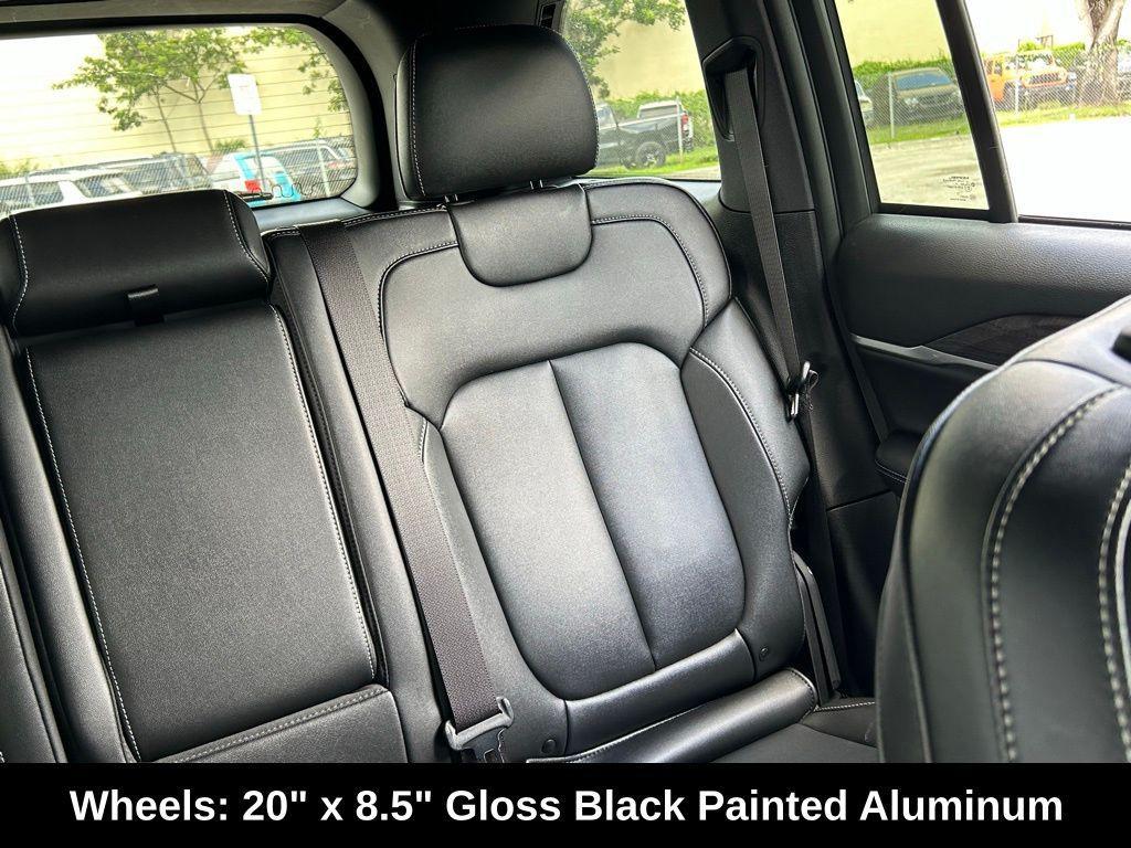 used 2024 Jeep Grand Cherokee car, priced at $37,799