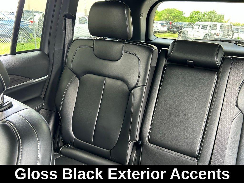 used 2024 Jeep Grand Cherokee car, priced at $37,799