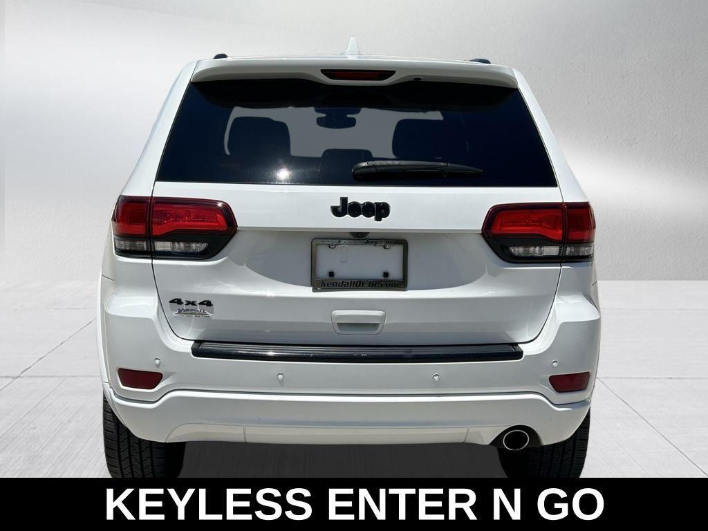 used 2017 Jeep Grand Cherokee car, priced at $17,487
