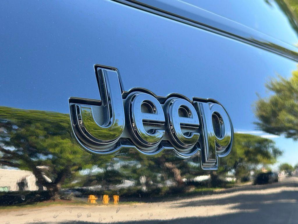 new 2024 Jeep Grand Cherokee L car, priced at $39,864