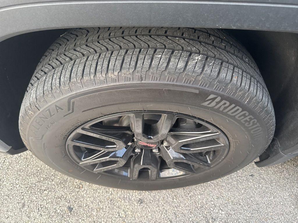 used 2024 GMC Sierra 1500 car, priced at $40,996