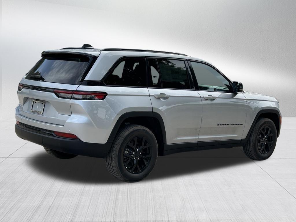 new 2024 Jeep Grand Cherokee car, priced at $36,272