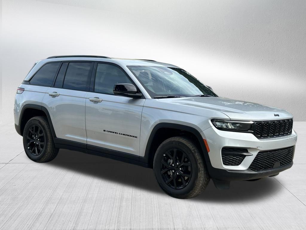 new 2024 Jeep Grand Cherokee car, priced at $36,272