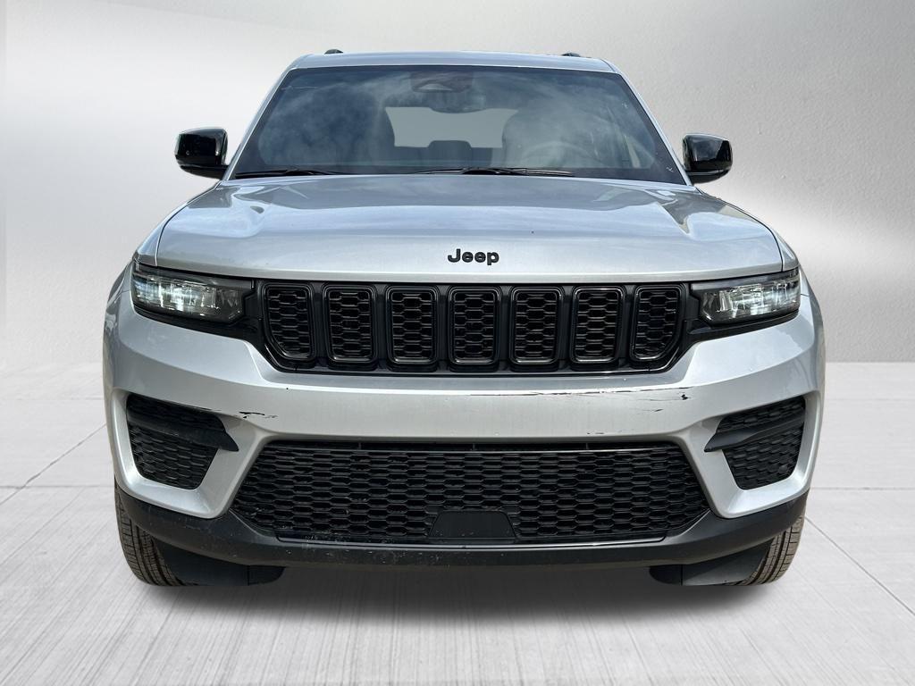 new 2024 Jeep Grand Cherokee car, priced at $36,272