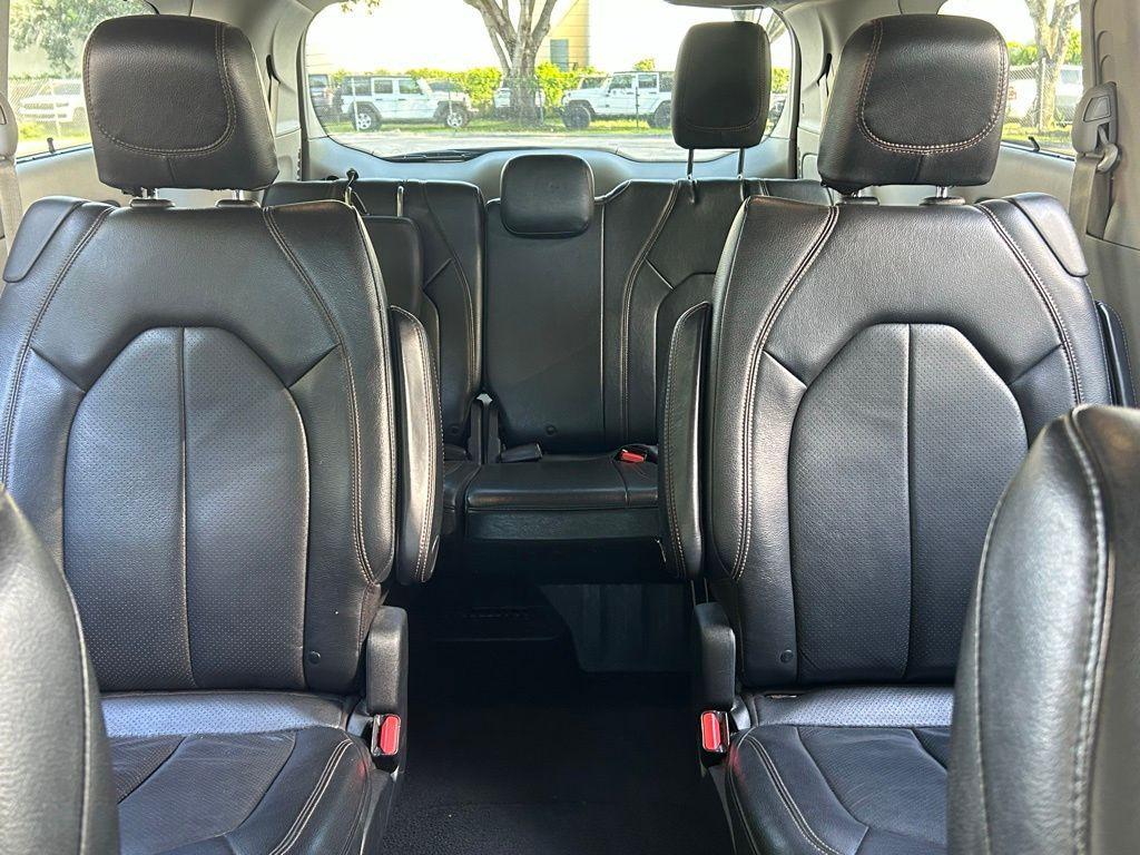 used 2020 Chrysler Pacifica car, priced at $16,786