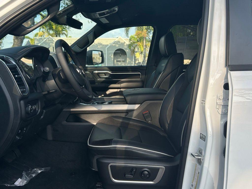 new 2025 Ram 1500 car, priced at $61,643
