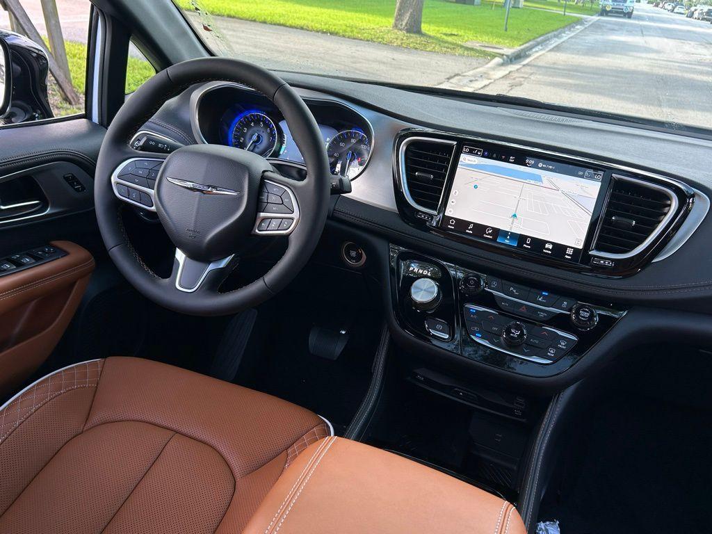 new 2026 Chrysler Pacifica car