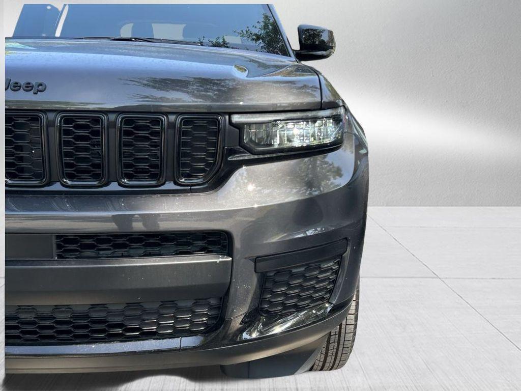 new 2024 Jeep Grand Cherokee L car, priced at $39,117