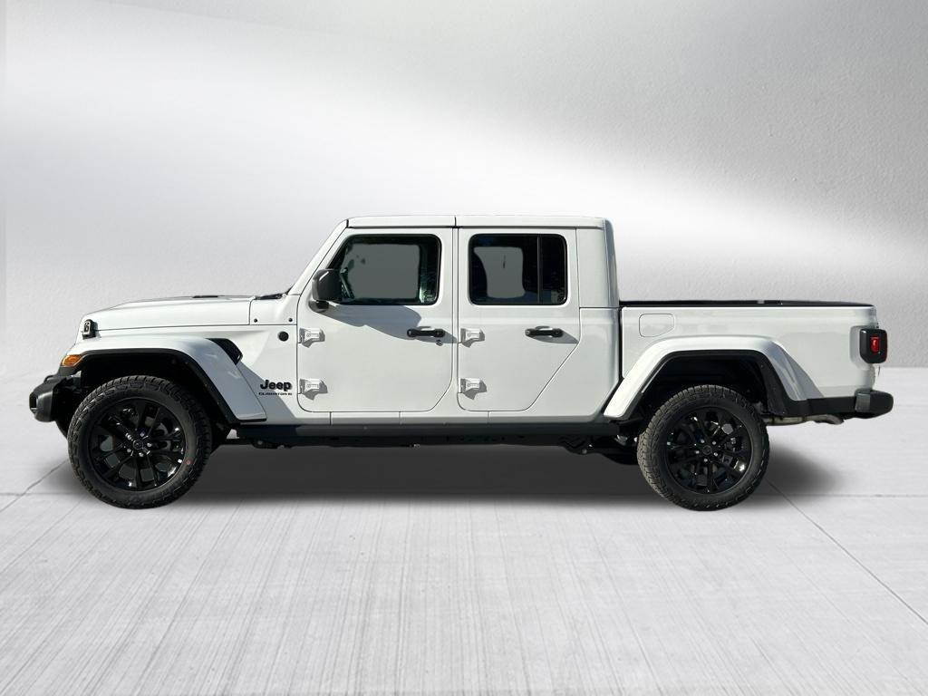 new 2025 Jeep Gladiator car, priced at $43,140