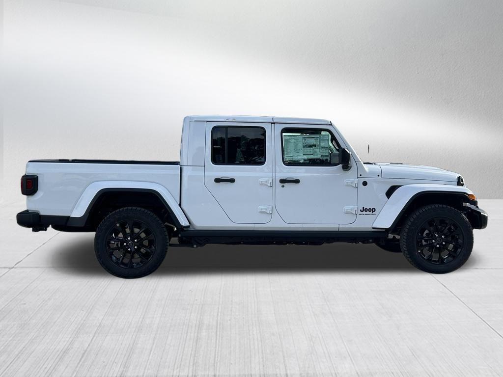 new 2025 Jeep Gladiator car, priced at $43,140