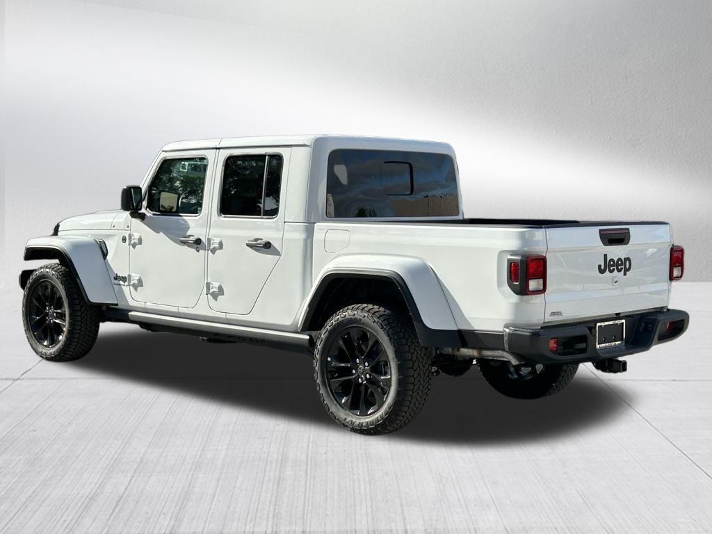 new 2025 Jeep Gladiator car, priced at $43,140