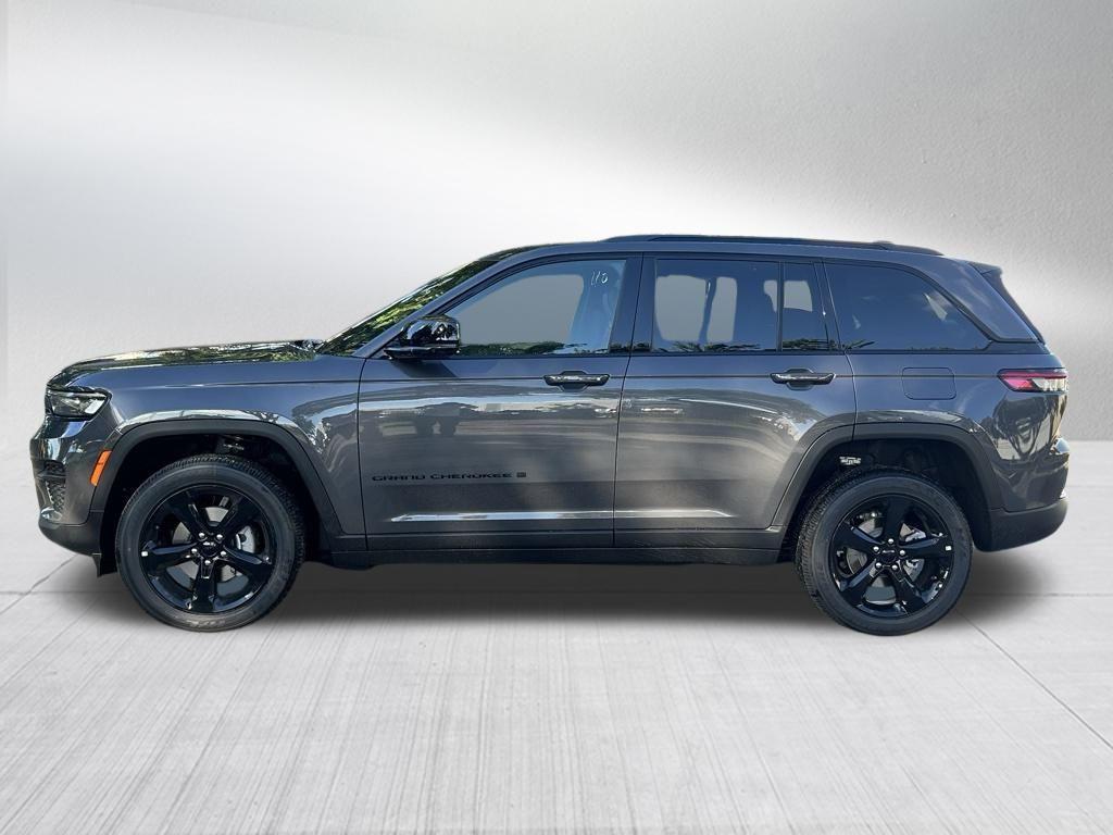 new 2025 Jeep Grand Cherokee car, priced at $38,988