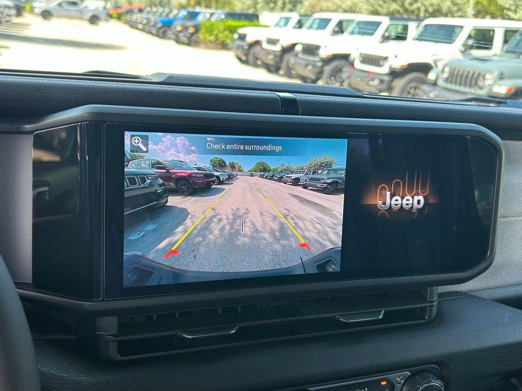 new 2025 Jeep Gladiator car, priced at $42,286