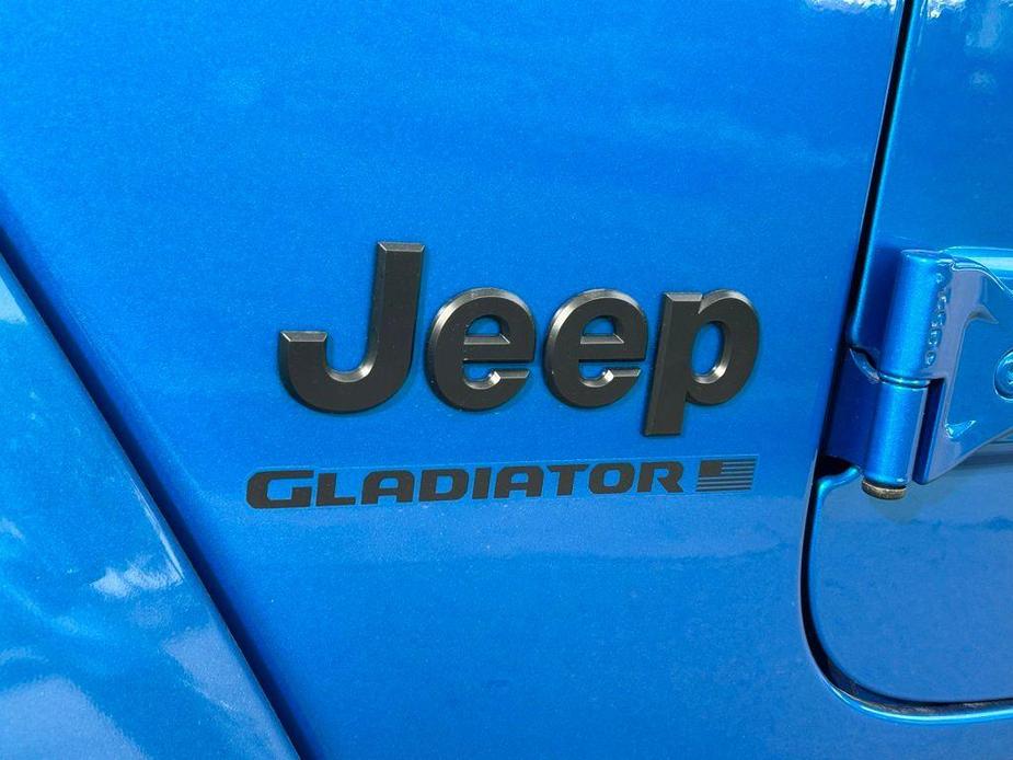 new 2025 Jeep Gladiator car, priced at $43,735