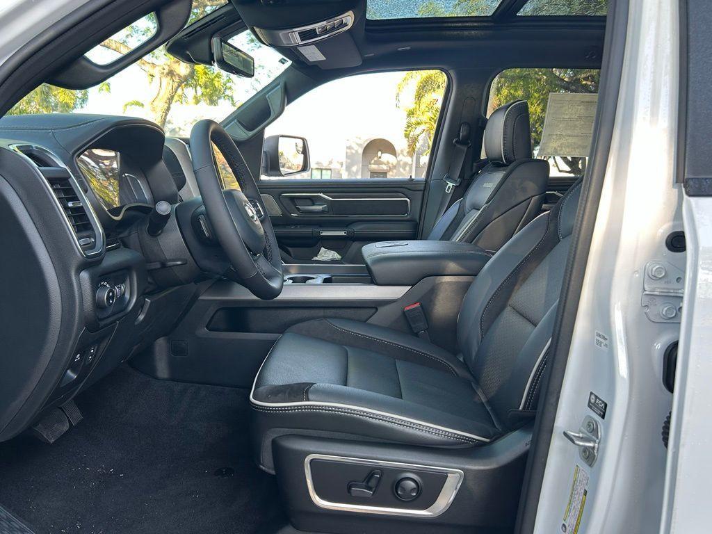 new 2025 Ram 1500 car, priced at $61,454
