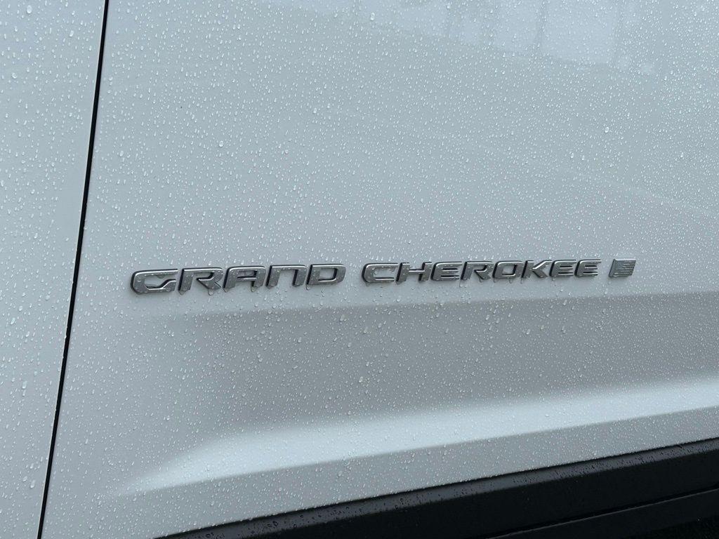 new 2024 Jeep Grand Cherokee L car, priced at $34,074