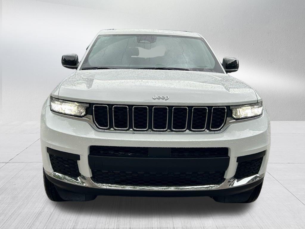 new 2024 Jeep Grand Cherokee L car, priced at $34,074