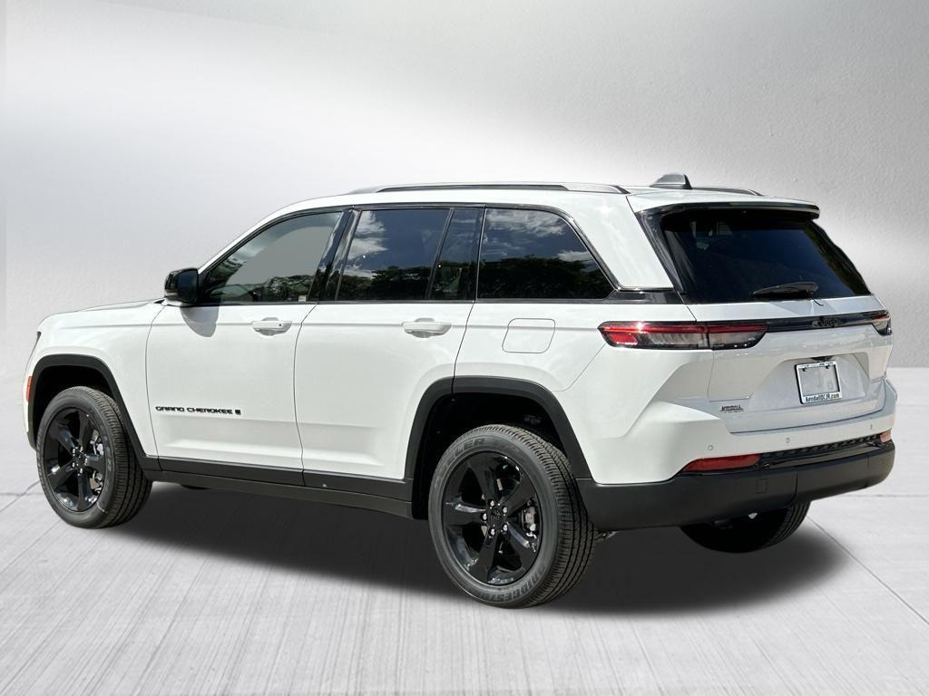 new 2024 Jeep Grand Cherokee car, priced at $37,206