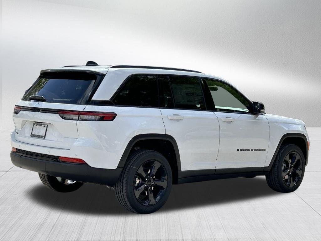 new 2024 Jeep Grand Cherokee car, priced at $37,206