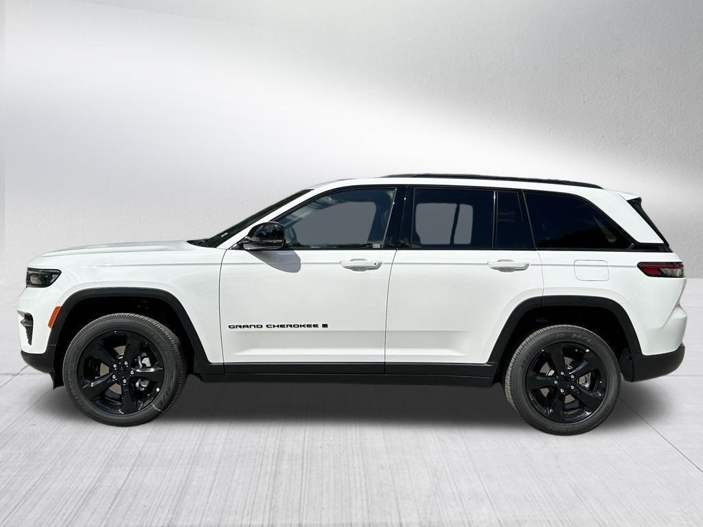 new 2024 Jeep Grand Cherokee car, priced at $37,206