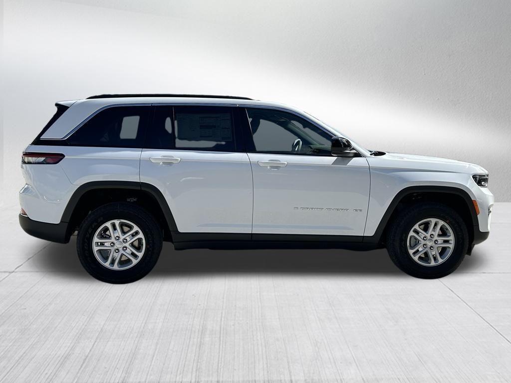 new 2025 Jeep Grand Cherokee car, priced at $34,587