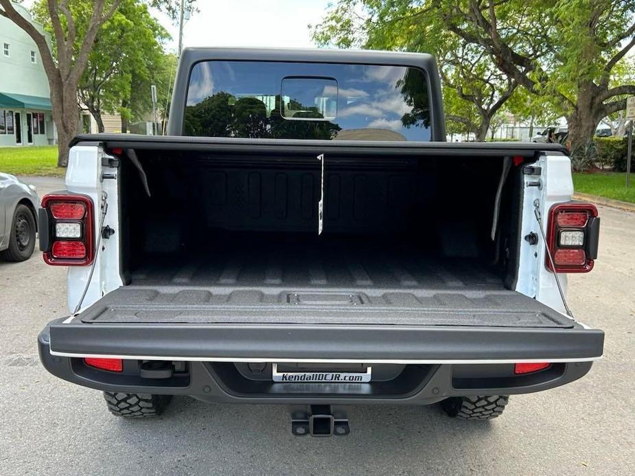 new 2024 Jeep Gladiator car, priced at $54,670