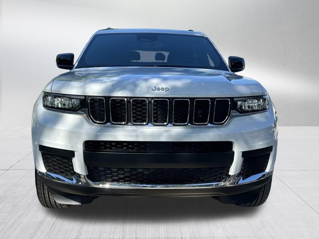 new 2024 Jeep Grand Cherokee L car, priced at $34,074