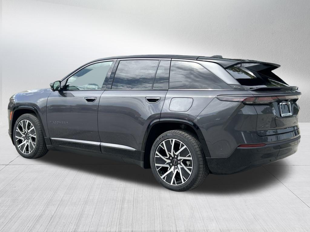 new 2025 Jeep Wagoneer S car, priced at $60,040