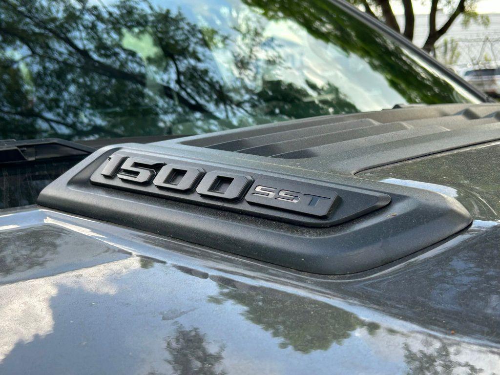 new 2025 Ram 1500 car, priced at $60,361