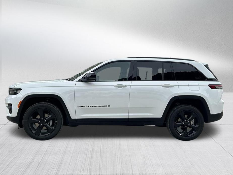 new 2024 Jeep Grand Cherokee car, priced at $37,206