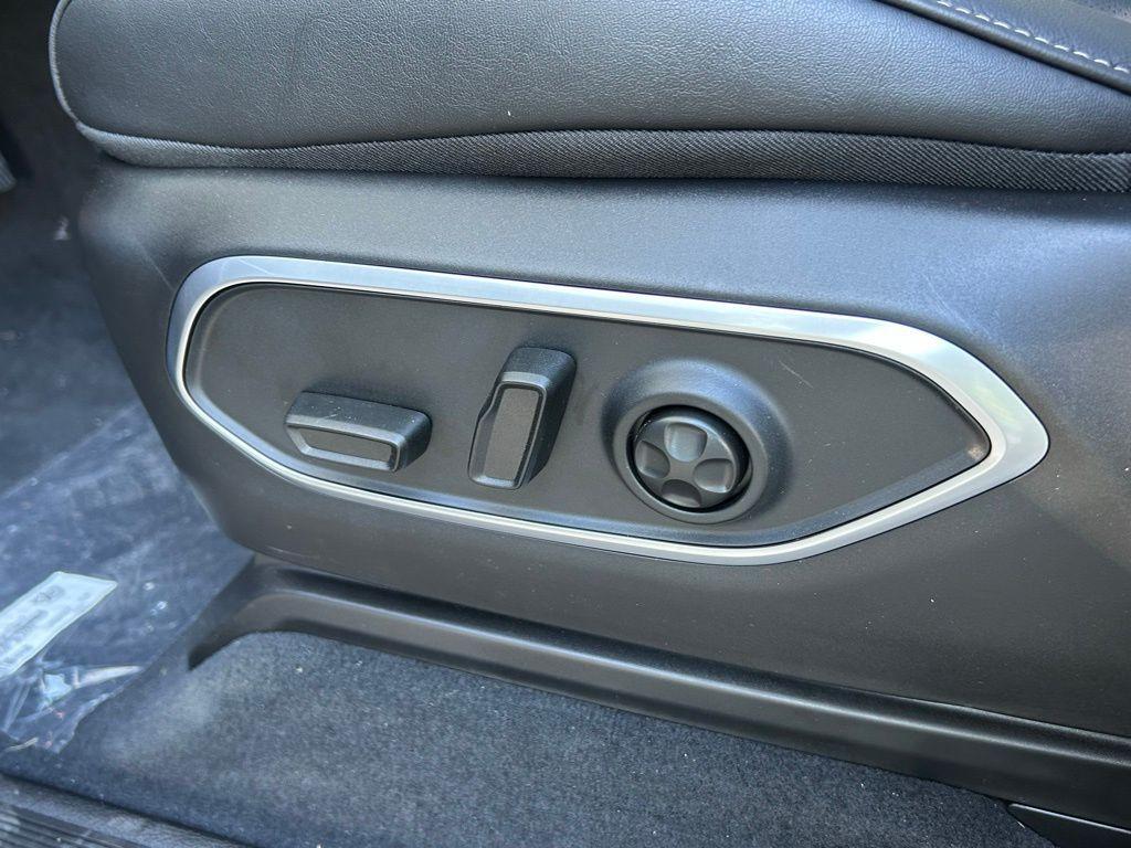 new 2025 Jeep Wagoneer car, priced at $71,118