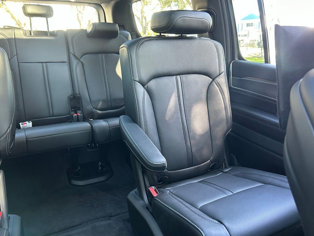 new 2025 Jeep Wagoneer car, priced at $71,118