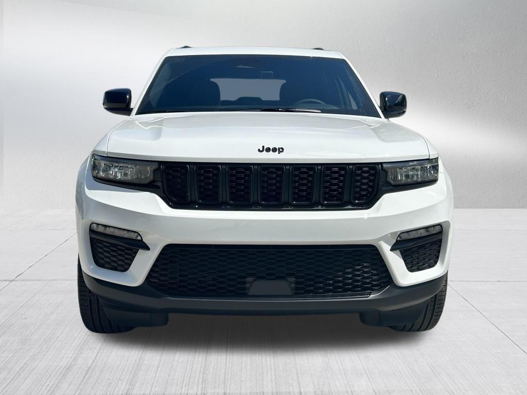 new 2025 Jeep Grand Cherokee car, priced at $39,654