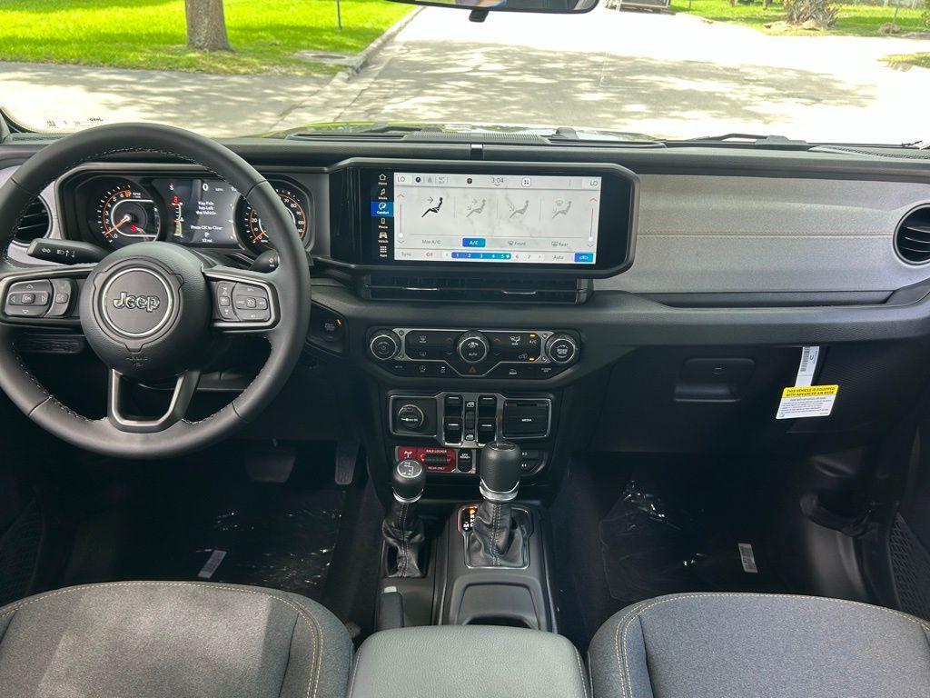 new 2025 Jeep Gladiator car, priced at $40,286