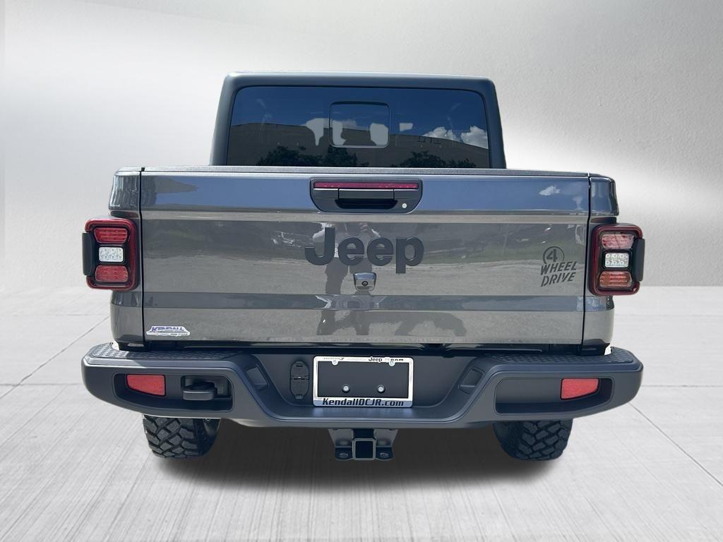 new 2025 Jeep Gladiator car, priced at $40,286