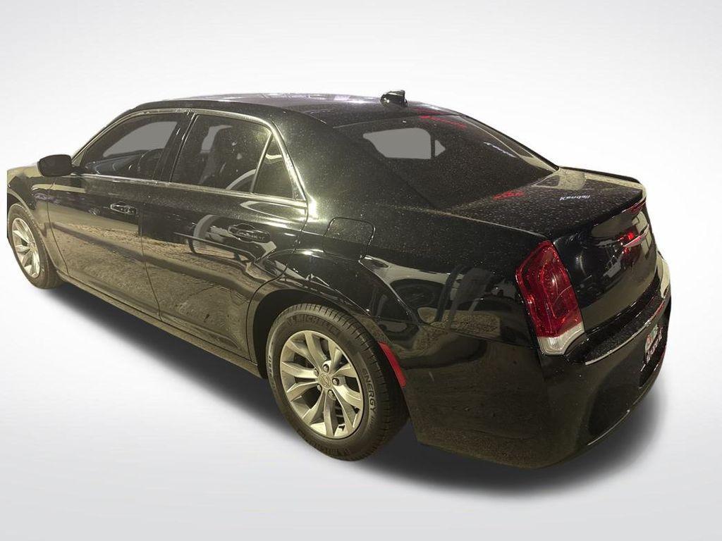 used 2021 Chrysler 300 car, priced at $22,399