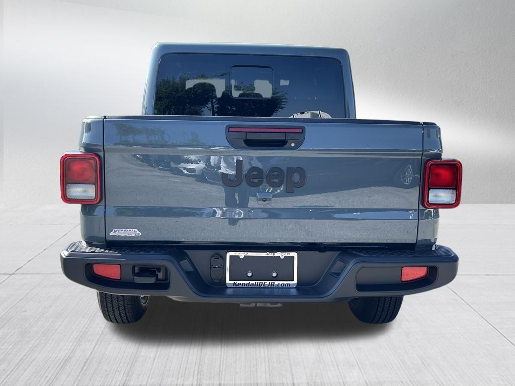 new 2025 Jeep Gladiator car, priced at $41,283